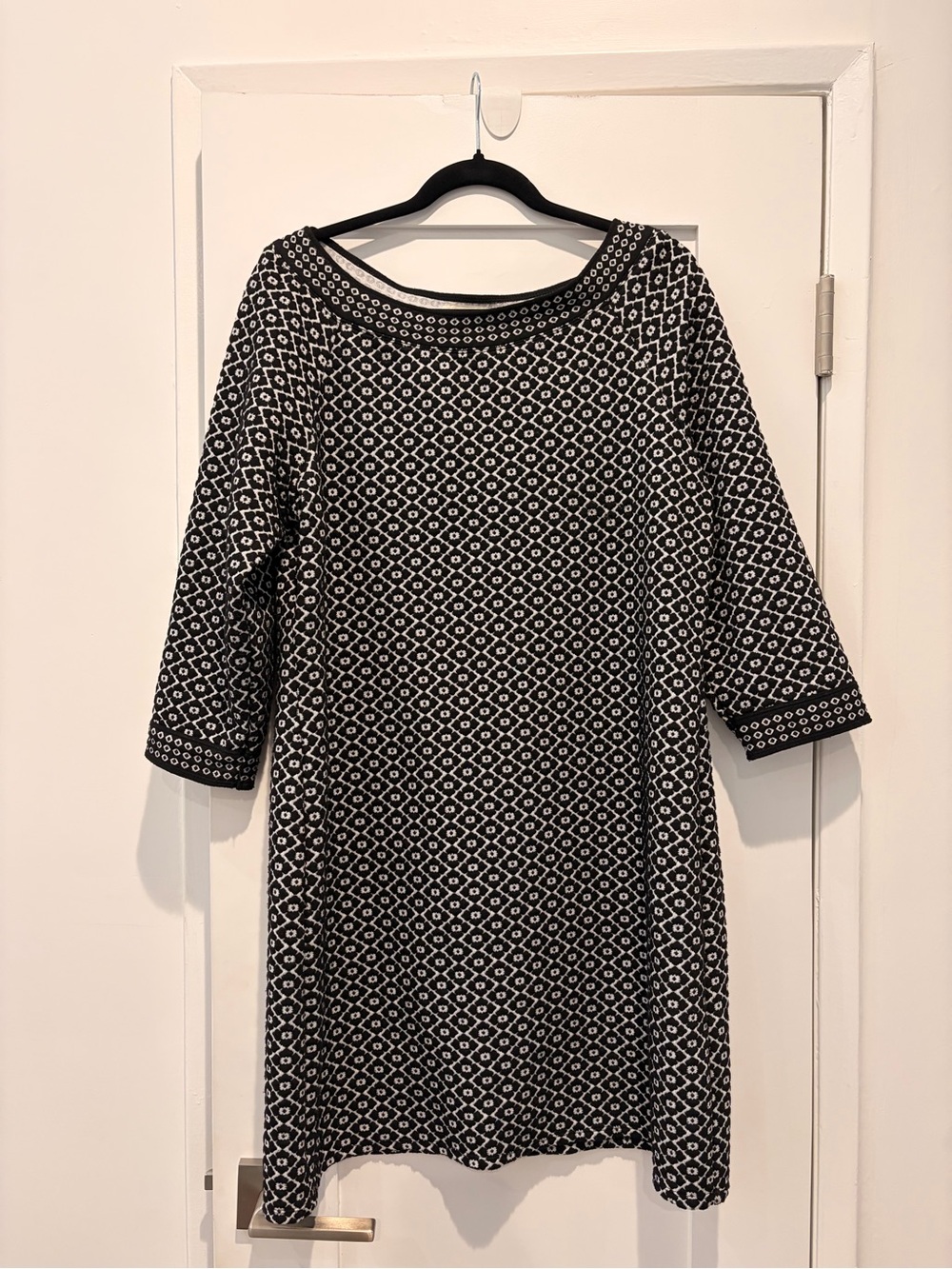 Max Studio - Black & White Patterned Women’s Dress